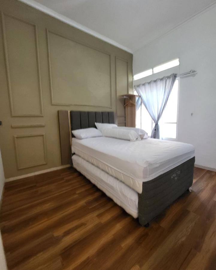 Grand Nala Jatimpark Batu Villa Tlekung