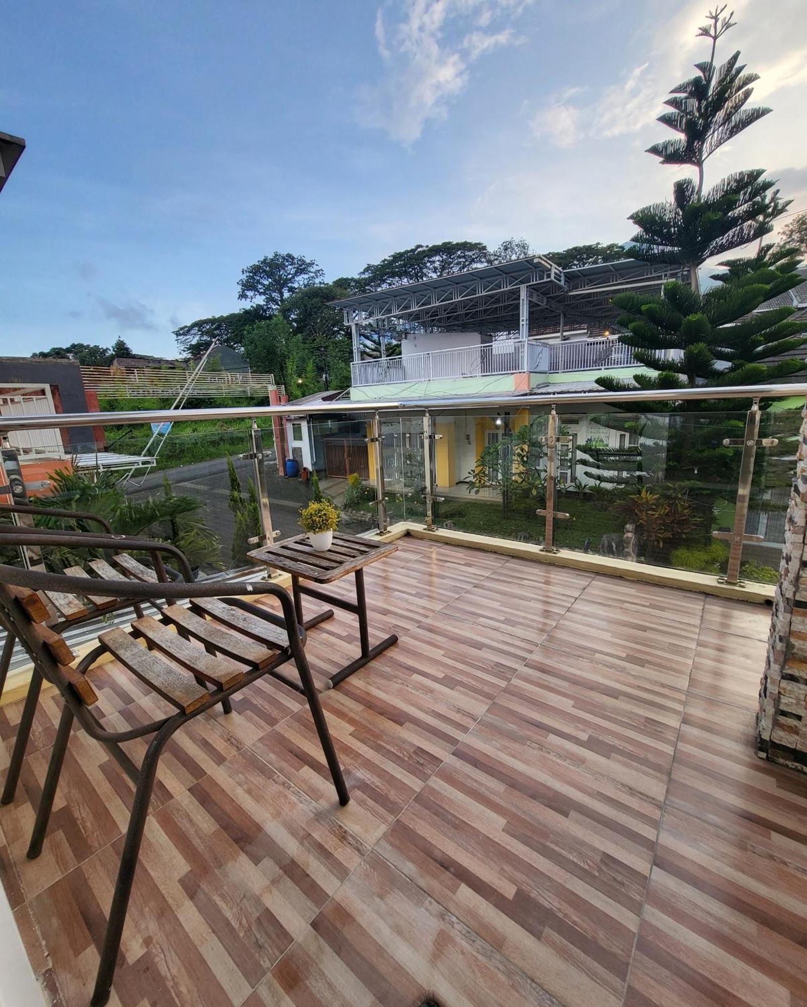 Grand Nala Jatimpark Batu Villa Tlekung